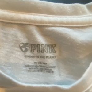 New pink tshirt in white